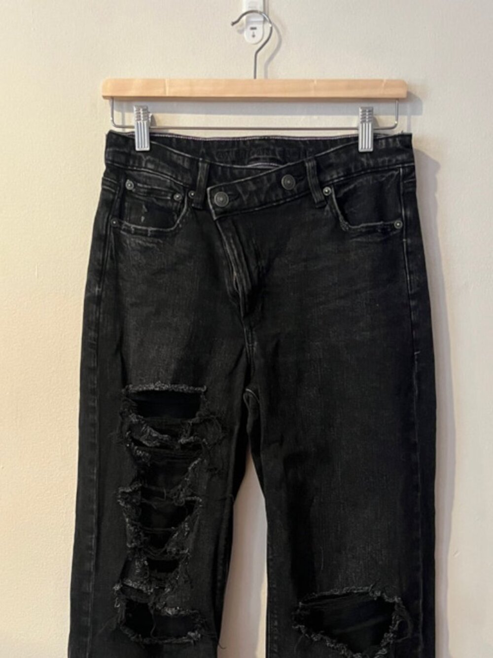 AE x CoCo Gauff Distressed Jeans